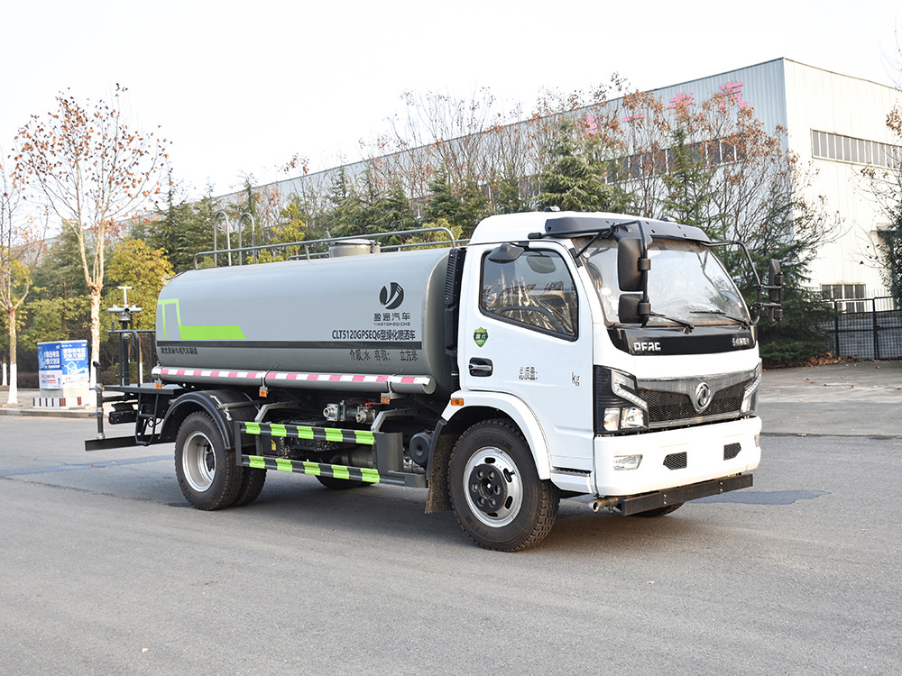 東風福瑞卡 9.3 方灑水車