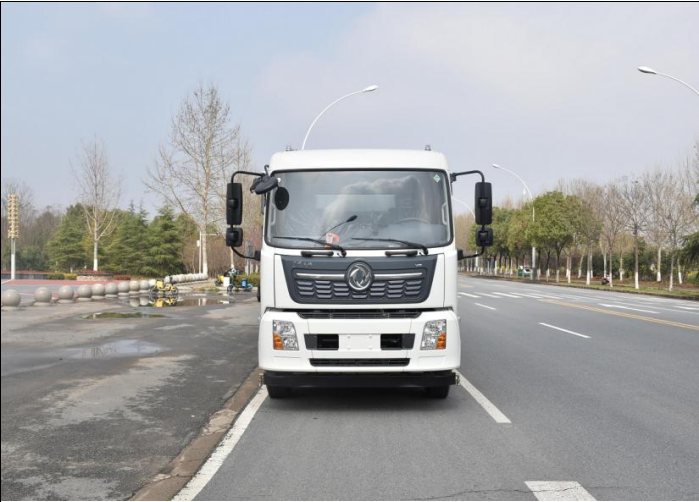 東風(fēng)天錦洗掃車-東風(fēng)天錦吸塵車-東風(fēng)天錦干濕兩用車